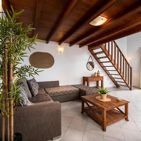 Over The Sea 아파트