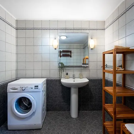Over The Sea Apartment *