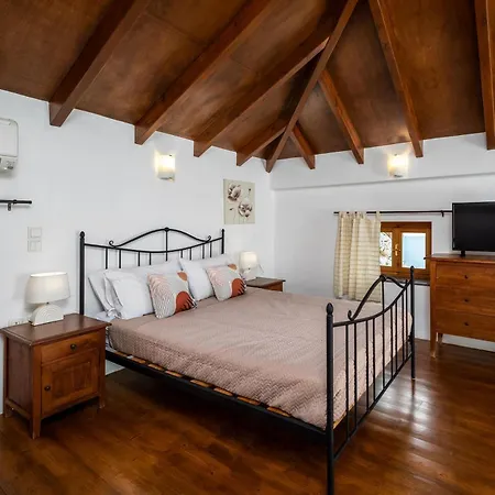 Apartment Over The Sea Symi